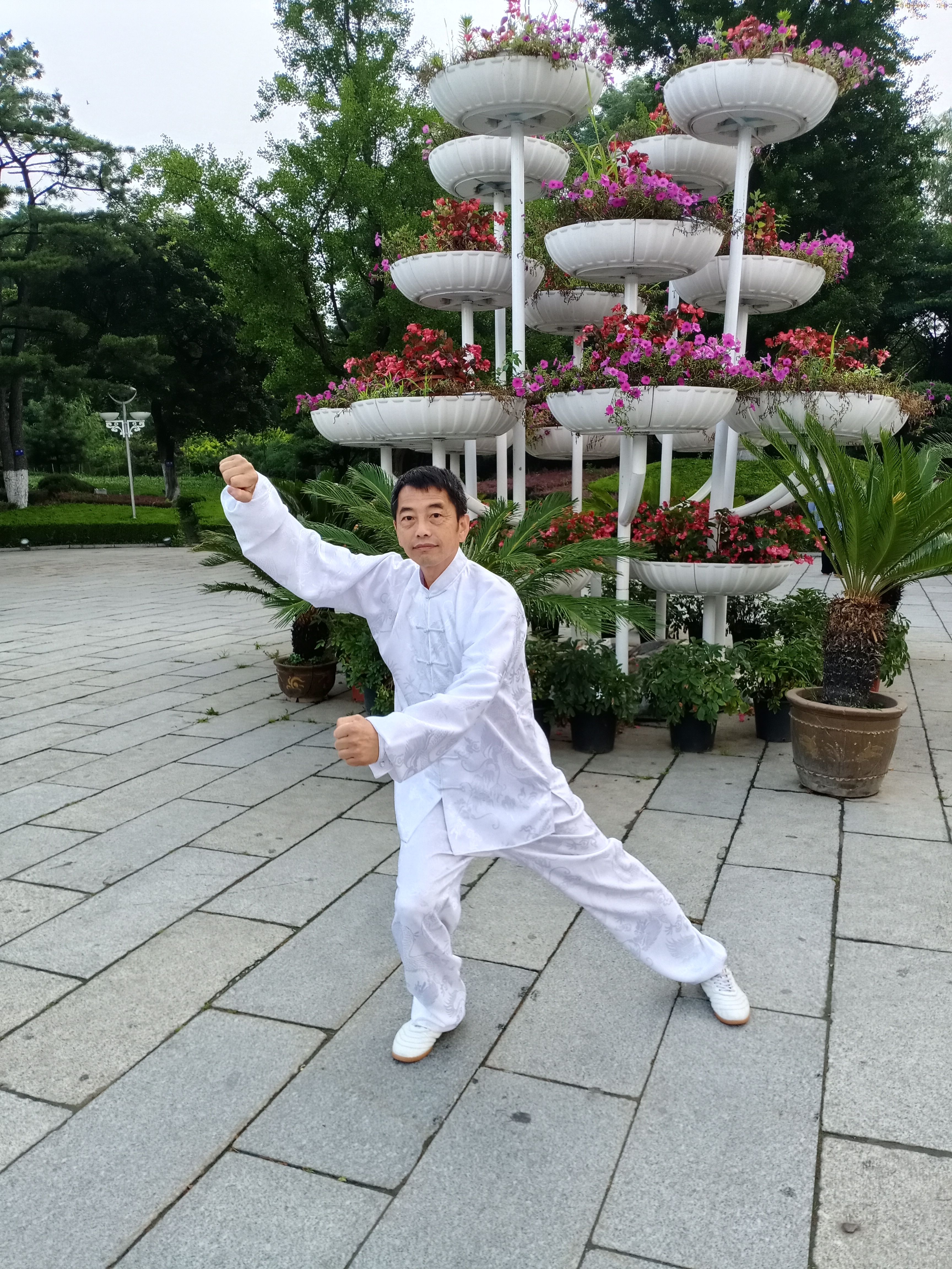 李强吴式太极拳